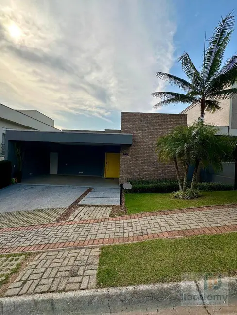 Casa de Condomínio com 3 quartos à venda, 420m2 em Colinas da Anhangüera, Santana De Parnaiba - SP - imagem 1 Foto 1 de Casa de Condomínio com 3 quartos à venda, 420m2 em Colinas da Anhangüera, Santana De Parnaiba - SP