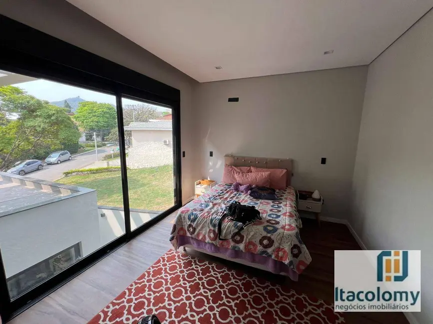 Foto 9 de Casa de Condomínio com 4 quartos à venda, 540m2 em Santana De Parnaiba - SP