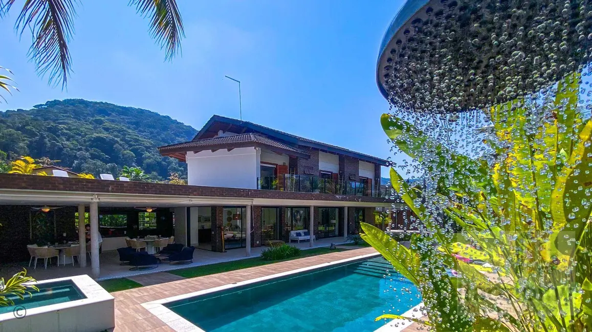 Foto 2 de Casa com 5 quartos à venda, 850m2 em Sao Sebastiao - SP