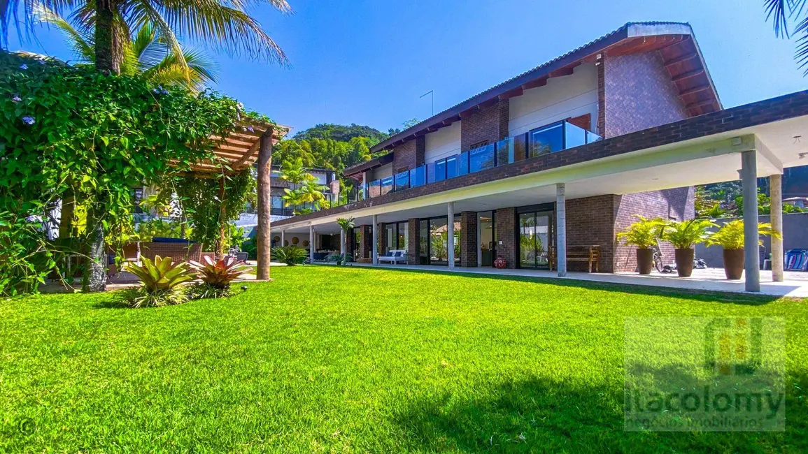 Foto 1 de Casa com 5 quartos à venda, 850m2 em Sao Sebastiao - SP