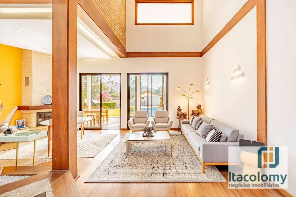 Foto 4 de Casa de Condomínio com 3 quartos à venda, 600m2 em Santana De Parnaiba - SP