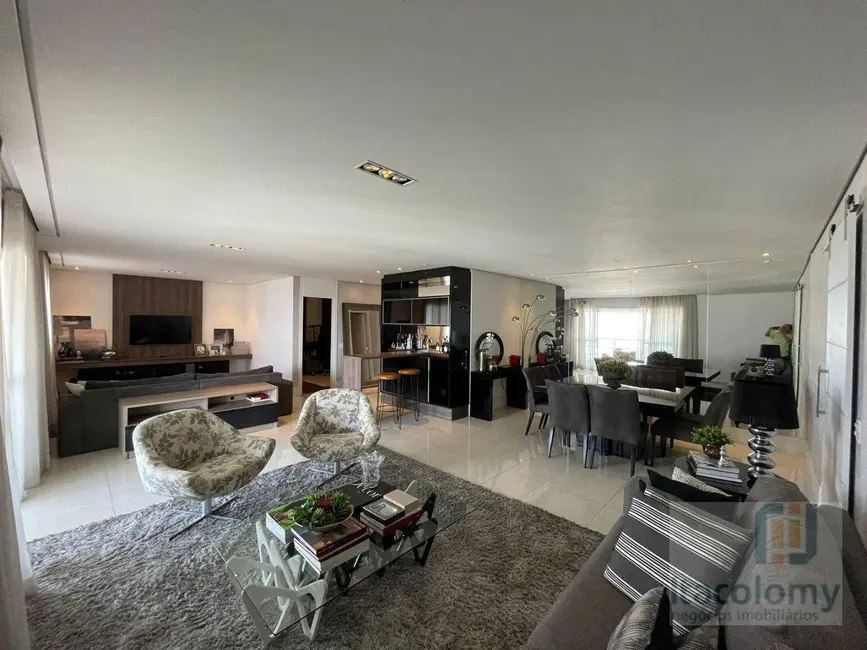 Foto 1 de Apartamento com 3 quartos à venda, 202m2 em Santana De Parnaiba - SP