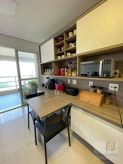 Foto 5 de Apartamento com 3 quartos à venda, 202m2 em Santana De Parnaiba - SP