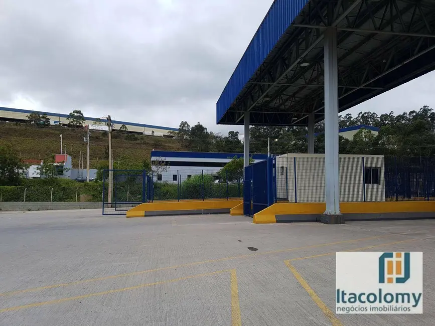 Foto 2 de Armazém / Galpão para alugar, 4400m2 em Cajamar - SP