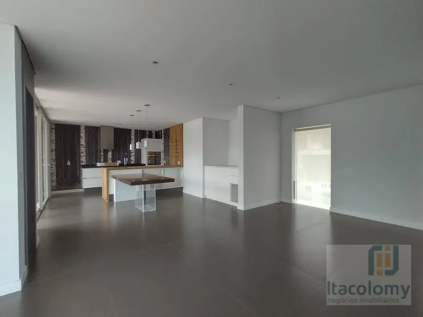 Foto 4 de Casa de Condomínio com 4 quartos à venda, 490m2 em Santana De Parnaiba - SP