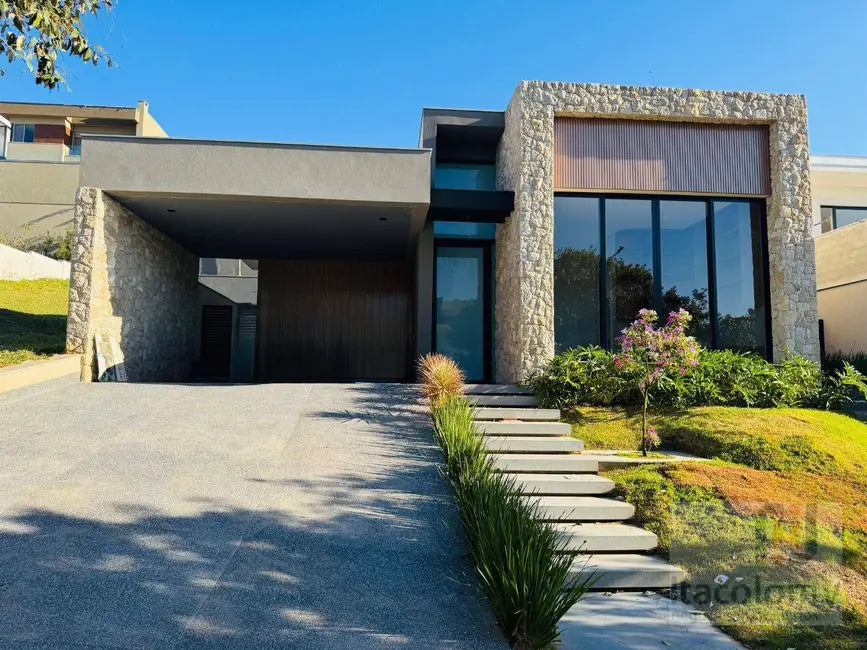 Foto 1 de Casa de Condomínio com 3 quartos à venda, 490m2 em Santana De Parnaiba - SP