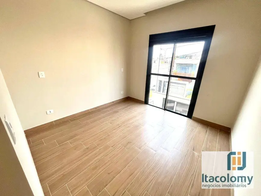 Foto 9 de Casa de Condomínio com 3 quartos à venda, 150m2 em Santana De Parnaiba - SP