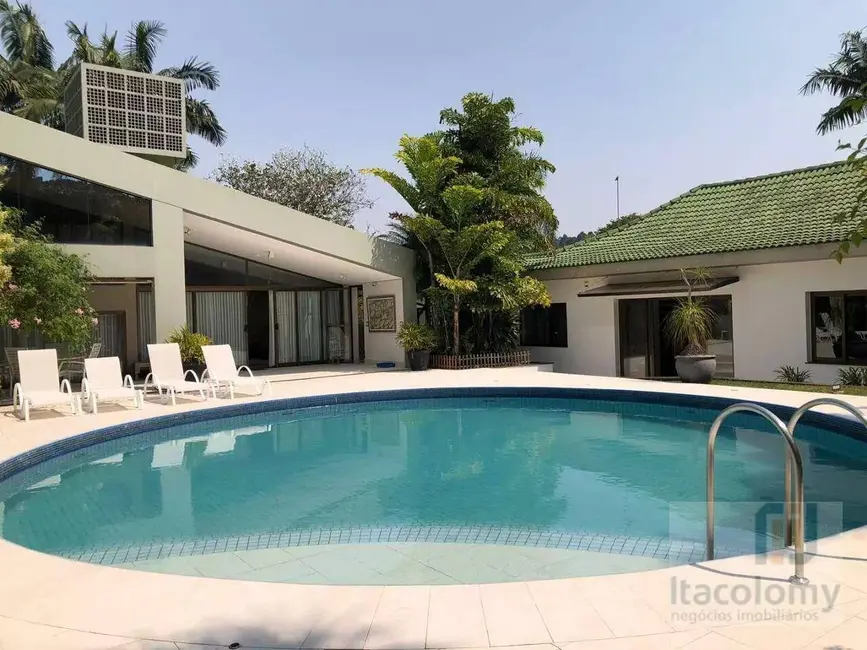 Foto 4 de Casa de Condomínio com 3 quartos à venda, 1300m2 em Barueri - SP