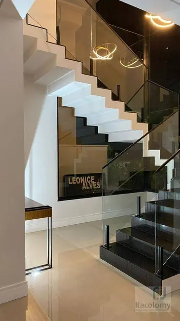 Foto 9 de Casa de Condomínio com 4 quartos à venda, 443m2 em Santana De Parnaiba - SP