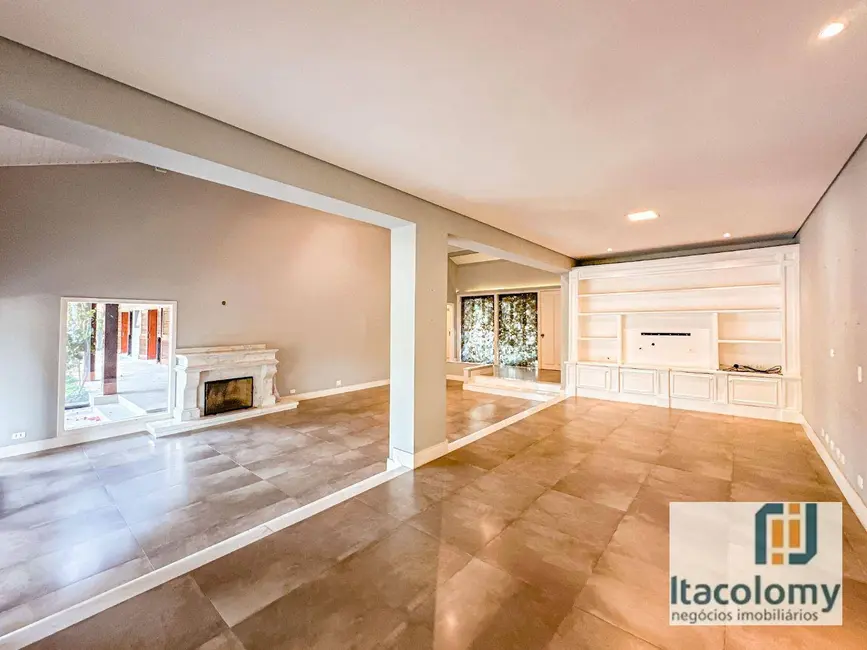 Foto 3 de Casa de Condomínio com 5 quartos à venda, 1574m2 em Barueri - SP