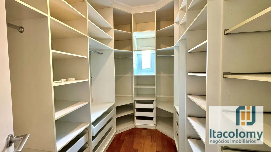 Foto 7 de Casa de Condomínio com 4 quartos à venda, 330m2 em Tamboré, Santana De Parnaiba - SP