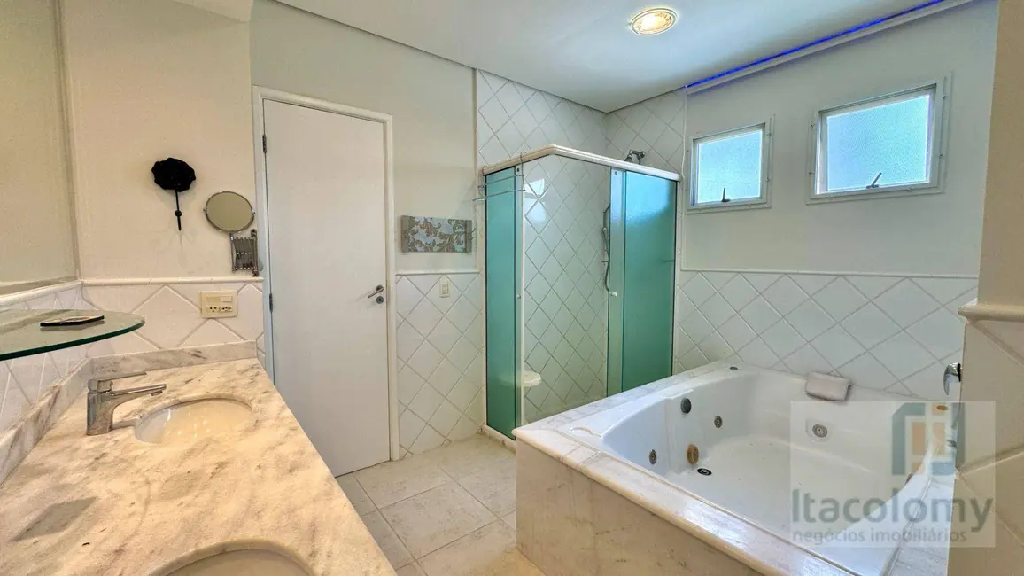 Foto 8 de Casa de Condomínio com 4 quartos à venda, 330m2 em Tamboré, Santana De Parnaiba - SP