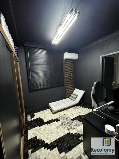 Foto 9 de Casa de Condomínio com 3 quartos à venda, 290m2 em Tamboré, Santana De Parnaiba - SP