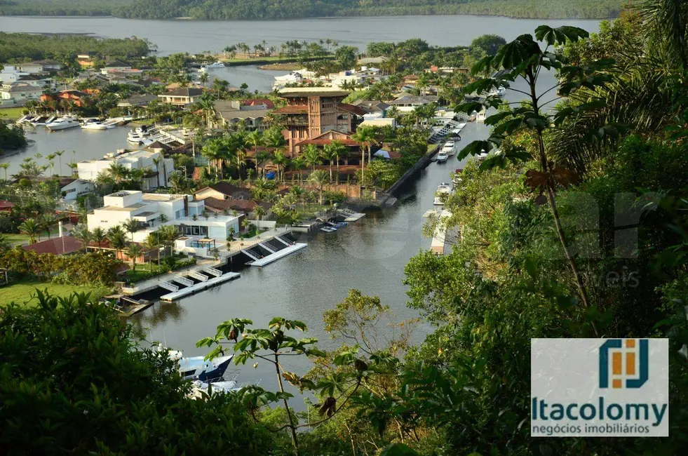 Casa de Condomínio com 5 quartos à venda, 1380m2 em Guaruja - SP - imagem 9 Foto 9 de Casa de Condomínio com 5 quartos à venda, 1380m2 em Guaruja - SP