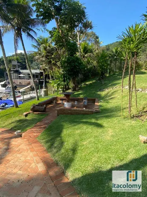 Casa de Condomínio com 5 quartos à venda, 1380m2 em Guaruja - SP - imagem 7 Foto 7 de Casa de Condomínio com 5 quartos à venda, 1380m2 em Guaruja - SP