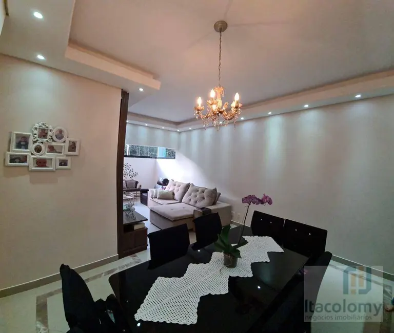 Foto 3 de Apartamento com 3 quartos à venda, 87m2 em Jardim Tupanci, Barueri - SP