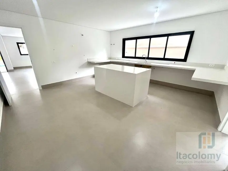 Foto 6 de Casa de Condomínio com 4 quartos à venda, 360m2 em Santana De Parnaiba - SP