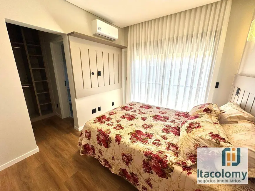 Foto 7 de Casa de Condomínio com 6 quartos à venda, 420m2 em Santana De Parnaiba - SP