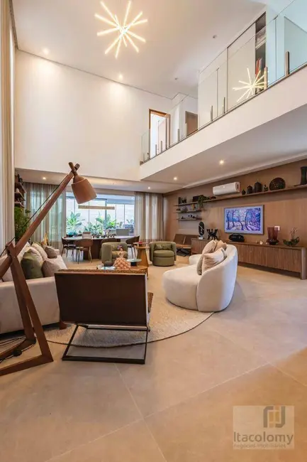 Foto 2 de Casa de Condomínio com 4 quartos à venda, 420m2 em Tamboré, Santana De Parnaiba - SP