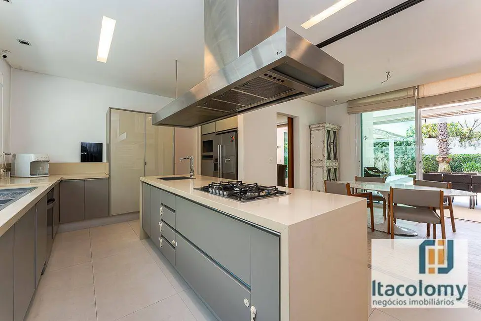 Foto 4 de Casa de Condomínio com 4 quartos à venda, 840m2 em Barueri - SP