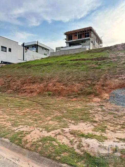 Foto 2 de Terreno / Lote à venda, 420m2 em Santana De Parnaiba - SP