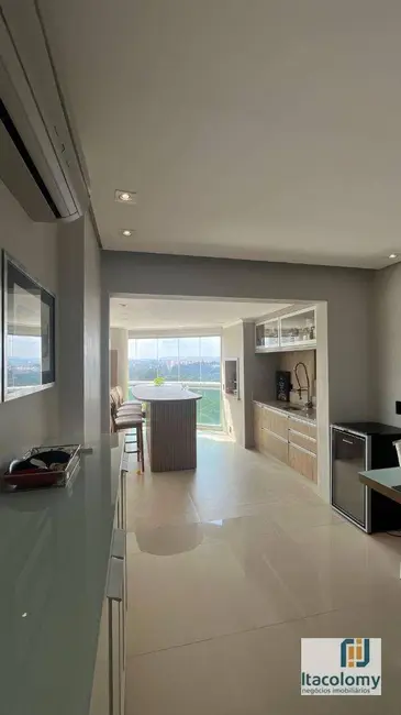 Foto 2 de Apartamento com 4 quartos à venda, 261m2 em Barueri - SP