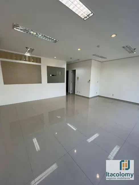 Foto 1 de Sala Comercial para alugar, 56m2 em Alphaville Conde II, Barueri - SP