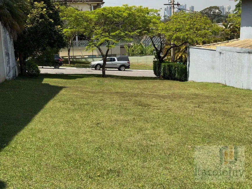 Foto 1 de Terreno / Lote à venda, 360m2 em Santana De Parnaiba - SP