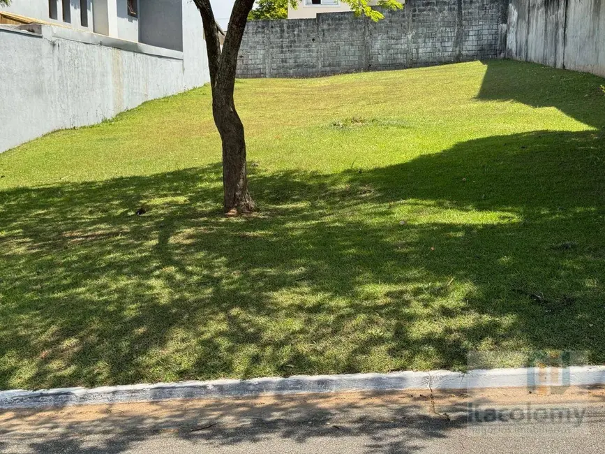 Foto 8 de Terreno / Lote à venda, 360m2 em Santana De Parnaiba - SP