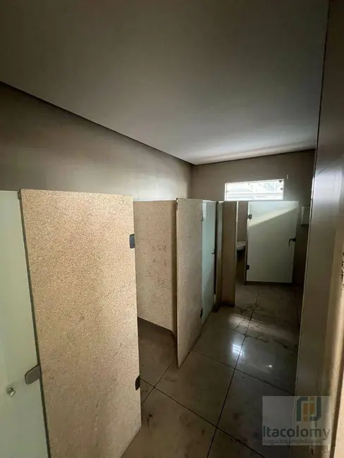 Loja para alugar, 5760m2 em Tamboré, Barueri - SP - imagem 9 Foto 9 de Loja para alugar, 5760m2 em Tamboré, Barueri - SP