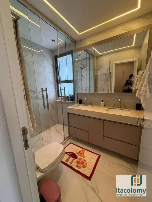 Foto 9 de Apartamento com 3 quartos à venda, 123m2 em Alphaville Conde II, Barueri - SP