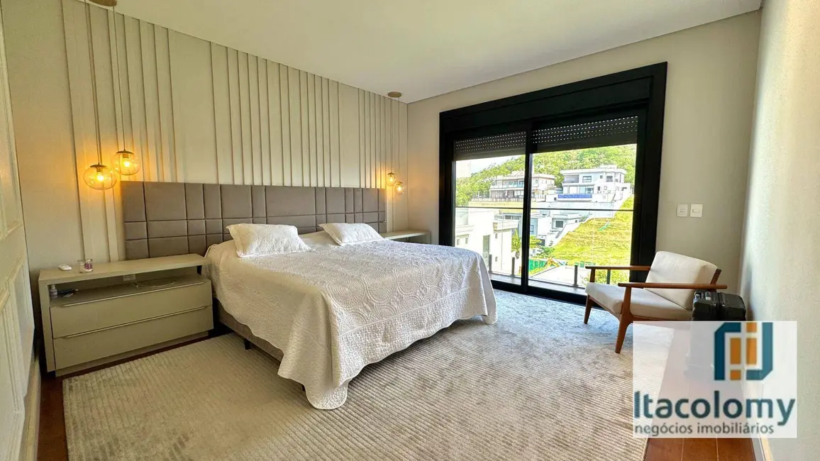 Foto 5 de Casa de Condomínio com 4 quartos à venda, 516m2 em Santana De Parnaiba - SP