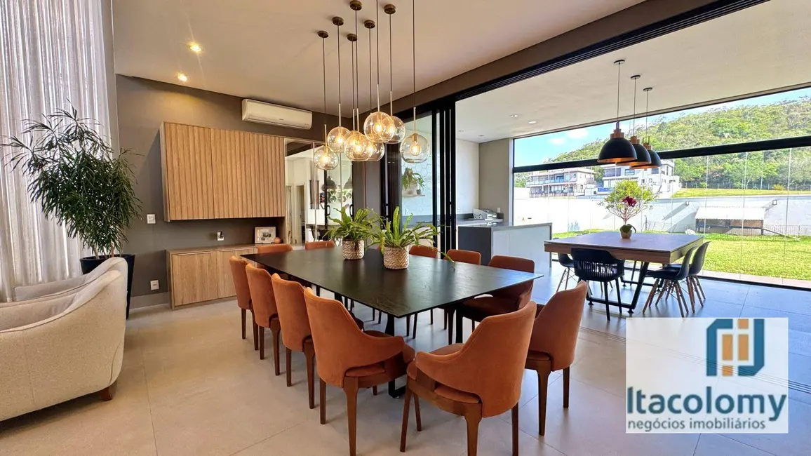 Foto 4 de Casa de Condomínio com 4 quartos à venda, 516m2 em Santana De Parnaiba - SP