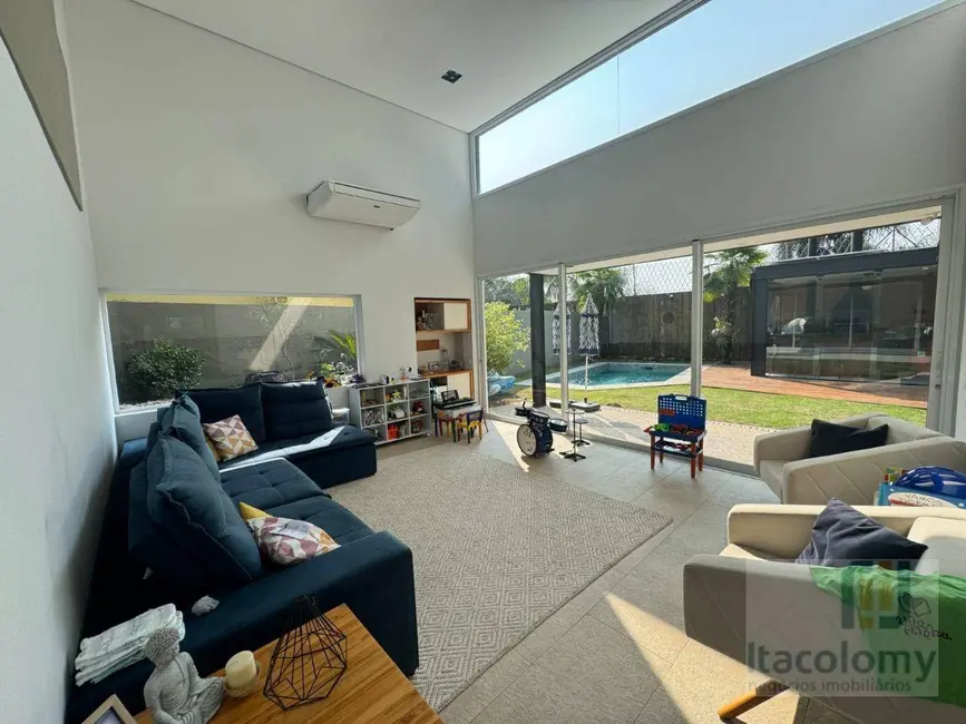 Foto 3 de Casa de Condomínio com 3 quartos à venda, 407m2 em Santana De Parnaiba - SP