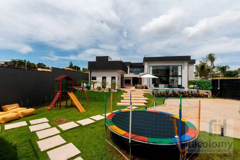 Foto 8 de Casa de Condomínio com 8 quartos à venda, 1500m2 em Pardinho - SP