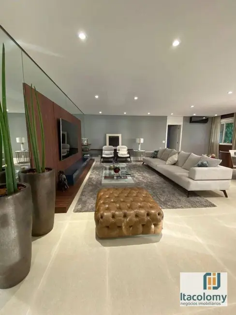 Foto 2 de Apartamento com 3 quartos à venda e para alugar, 228m2 em Santana De Parnaiba - SP