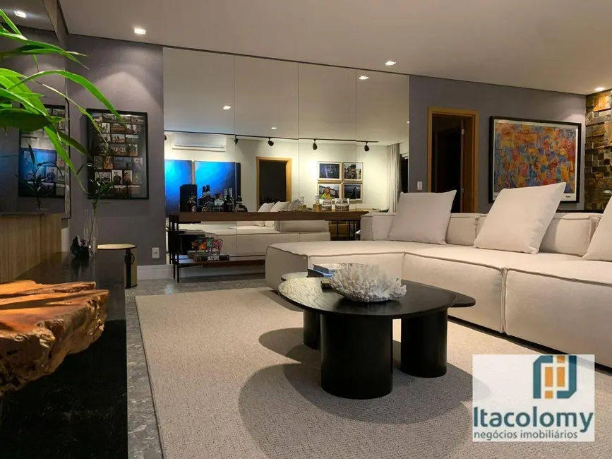 Foto 3 de Apartamento com 3 quartos à venda, 175m2 em Santana De Parnaiba - SP