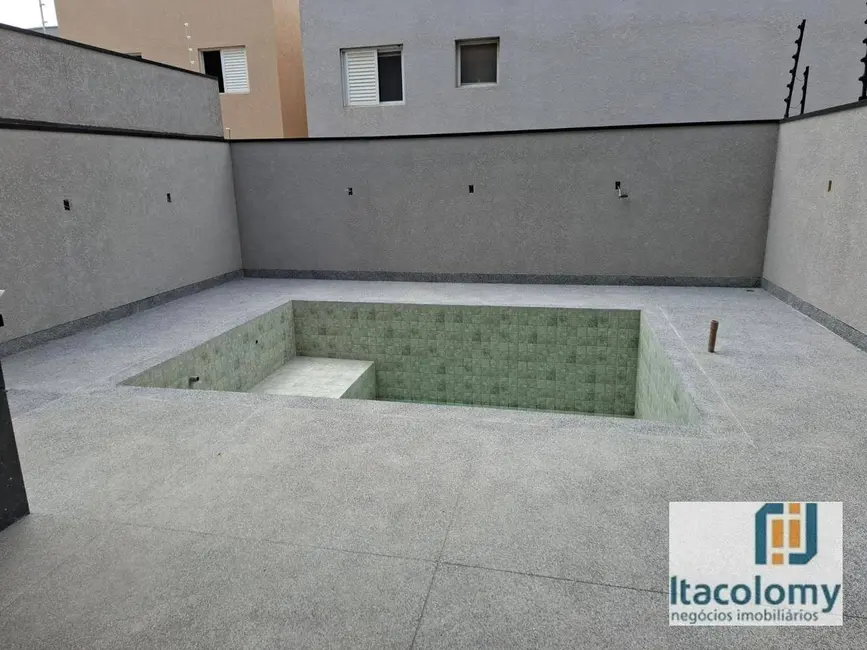 Casa com 3 quartos à venda, 175m2 em Portais (Polvilho), Cajamar - SP - imagem 4 Foto 4 de Casa com 3 quartos à venda, 175m2 em Portais (Polvilho), Cajamar - SP