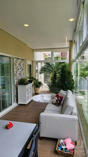 Foto 6 de Apartamento com 3 quartos à venda, 200m2 em Santana De Parnaiba - SP