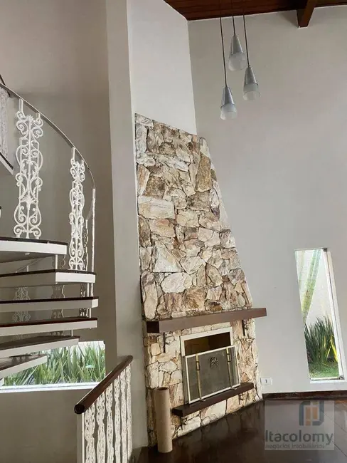 Casa de Condomínio com 3 quartos à venda, 560m2 em Barueri - SP - imagem 7 Foto 7 de Casa de Condomínio com 3 quartos à venda, 560m2 em Barueri - SP