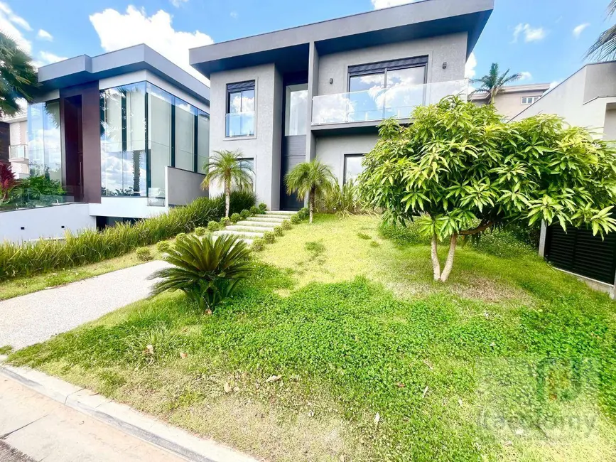 Casa de Condomínio com 5 quartos à venda, 500m2 em Tamboré, Barueri - SP - imagem 2 Foto 2 de Casa de Condomínio com 5 quartos à venda, 500m2 em Tamboré, Barueri - SP