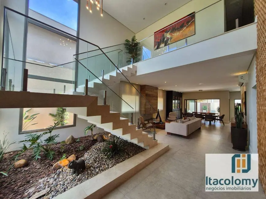 Casa de Condomínio com 5 quartos à venda, 442m2 em Santana De Parnaiba - SP - imagem 5 Foto 5 de Casa de Condomínio com 5 quartos à venda, 442m2 em Santana De Parnaiba - SP