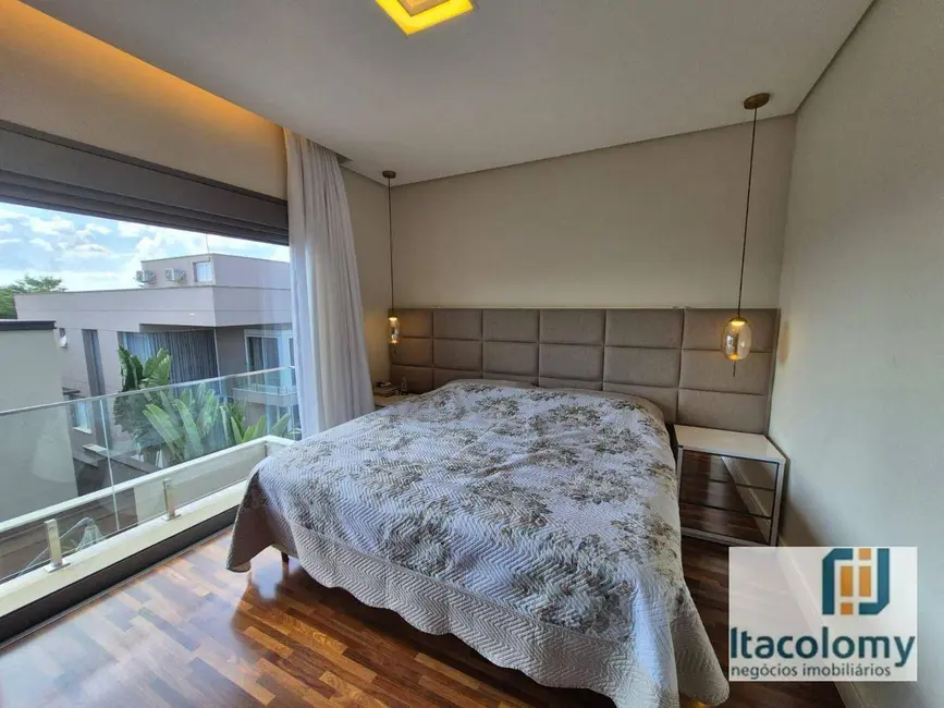 Casa de Condomínio com 5 quartos à venda, 442m2 em Santana De Parnaiba - SP - imagem 9 Foto 9 de Casa de Condomínio com 5 quartos à venda, 442m2 em Santana De Parnaiba - SP