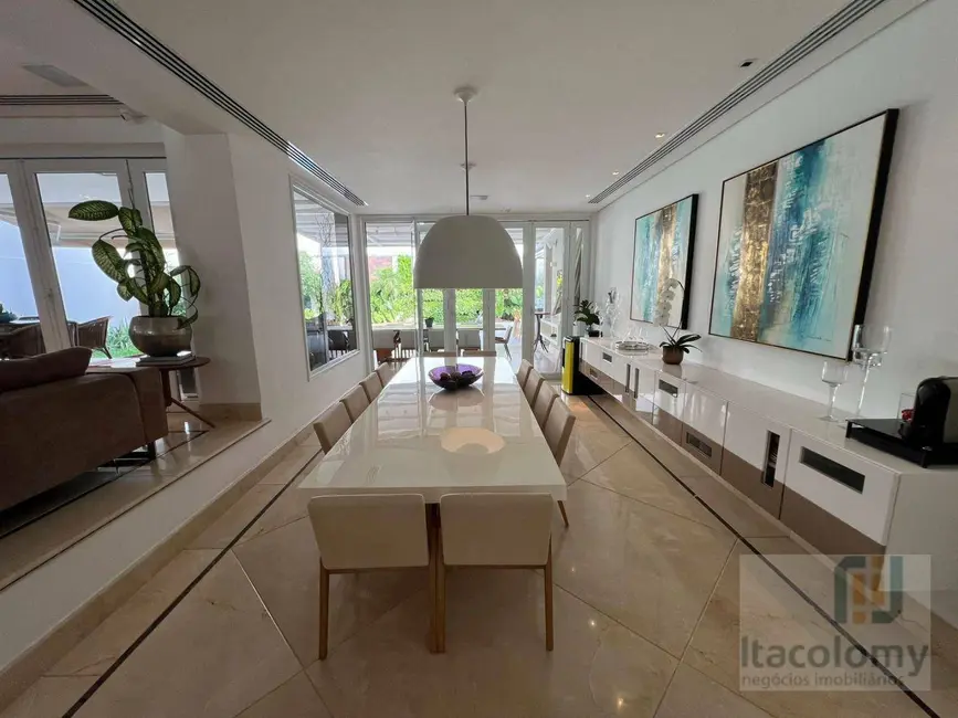 Foto 9 de Casa de Condomínio com 5 quartos à venda, 900m2 em Tamboré, Santana De Parnaiba - SP