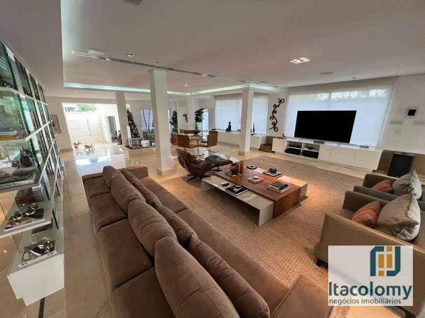 Foto 3 de Casa de Condomínio com 5 quartos à venda, 900m2 em Tamboré, Santana De Parnaiba - SP