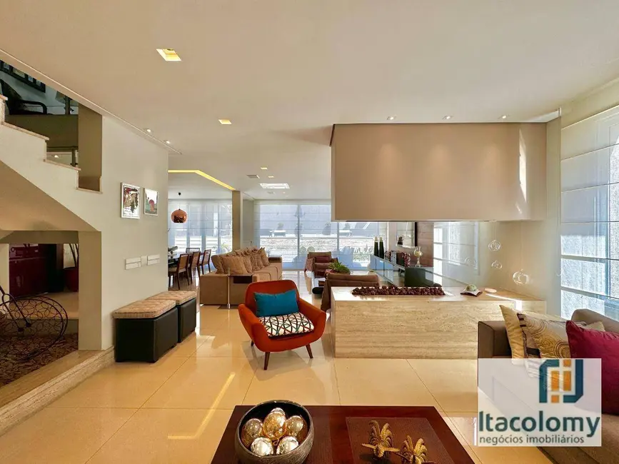 Foto 4 de Casa de Condomínio com 5 quartos à venda, 560m2 em Barueri - SP