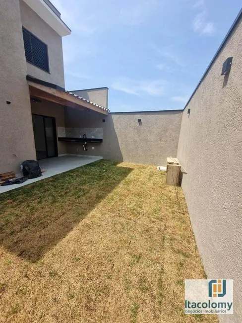 Casa de Condomínio com 3 quartos à venda, 140m2 em Aracariguama - SP - imagem 3 Foto 3 de Casa de Condomínio com 3 quartos à venda, 140m2 em Aracariguama - SP