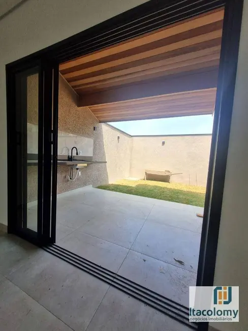 Casa de Condomínio com 3 quartos à venda, 140m2 em Aracariguama - SP - imagem 6 Foto 6 de Casa de Condomínio com 3 quartos à venda, 140m2 em Aracariguama - SP