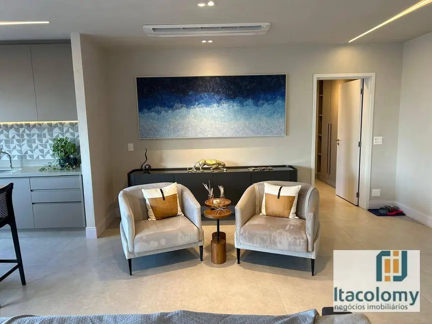 Foto 5 de Apartamento com 4 quartos à venda, 228m2 em Alphaville Empresarial, Barueri - SP