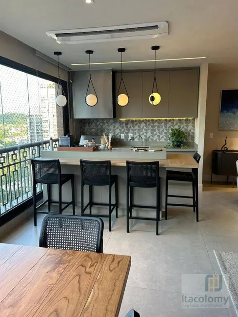 Apartamento com 4 quartos à venda e para alugar, 228m2 em Alphaville Empresarial, Barueri - SP - imagem 3 Foto 3 de Apartamento com 4 quartos à venda e para alugar, 228m2 em Alphaville Empresarial, Barueri - SP